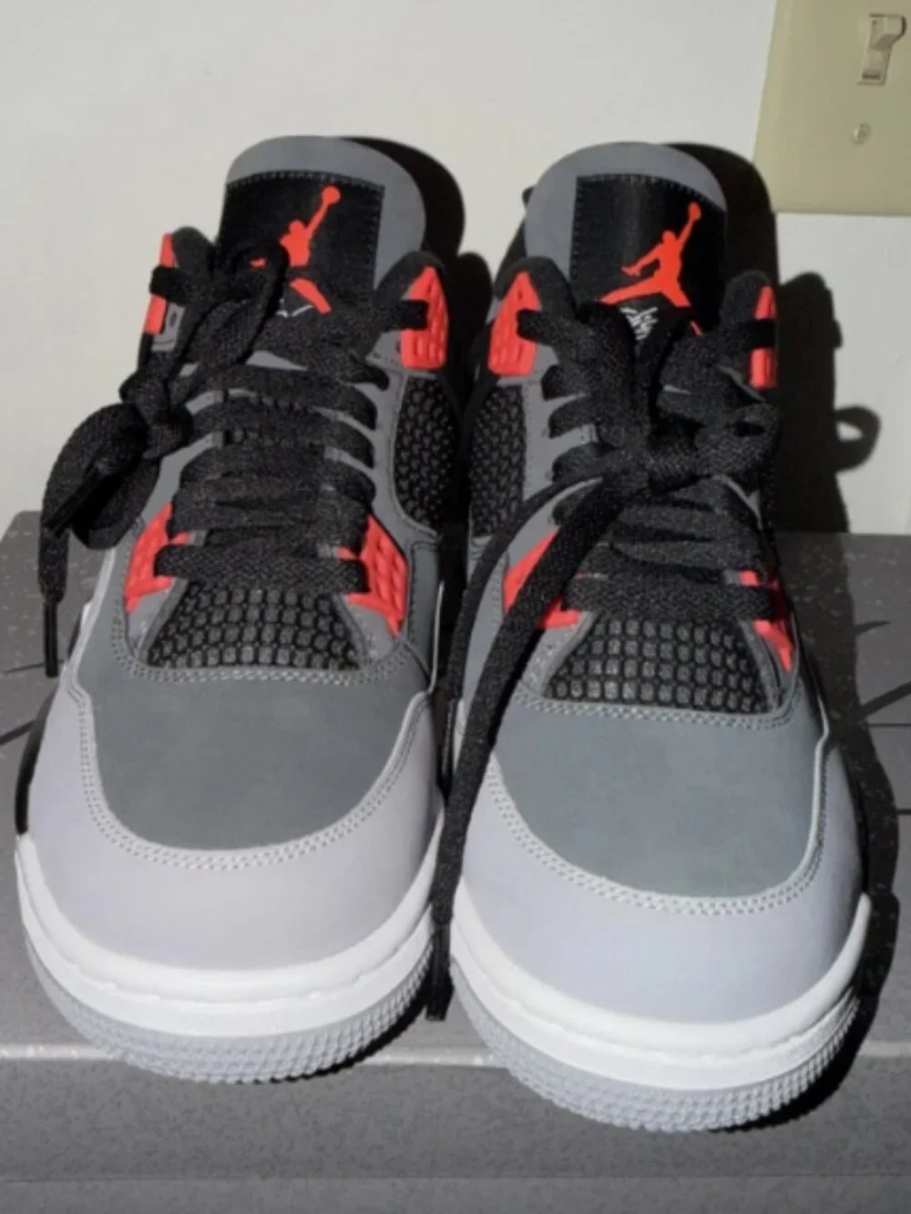 Nike Air Jordan 4 Retro Infrared Grey